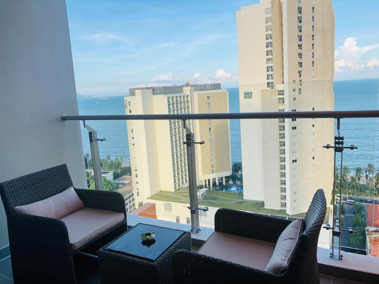 Atlantica Balcony Ocean View Serviced Apartment Nha Trang Extérieur photo